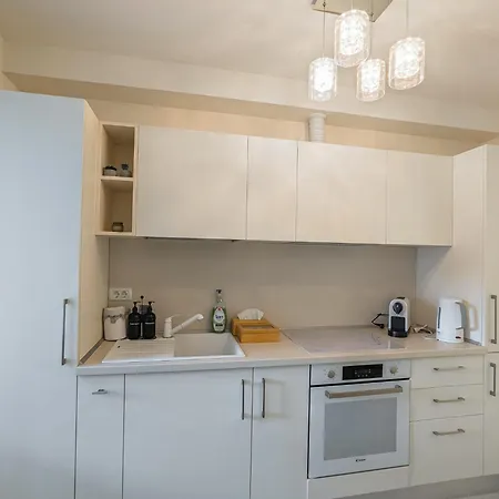 Dannia House Apartamento *