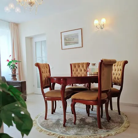 Dannia House Braşov